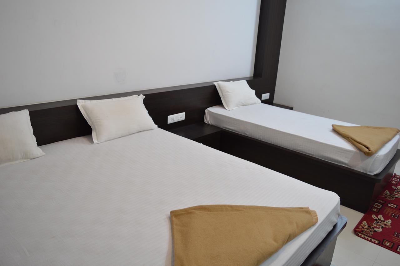 Nagina Palace Otel Bodh Gaya Dış mekan fotoğraf