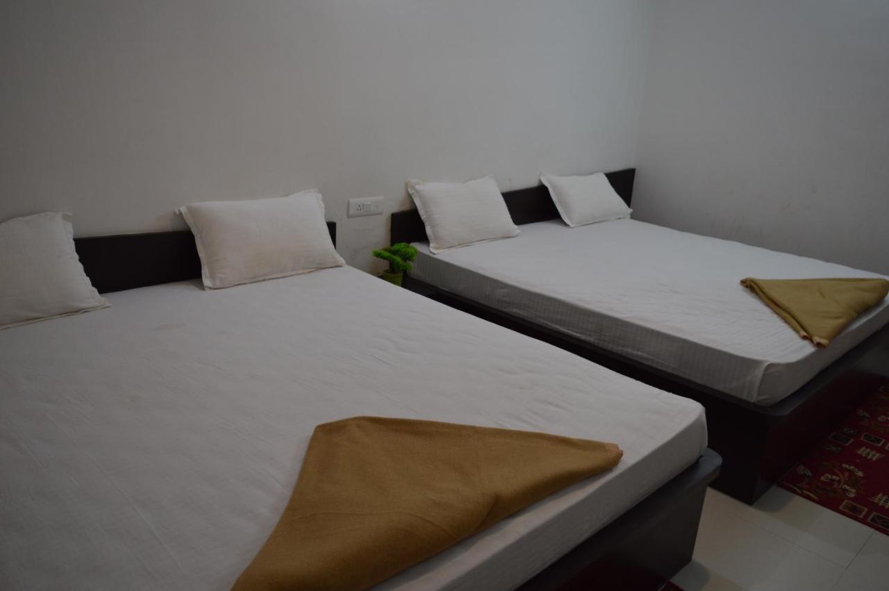 Nagina Palace Otel Bodh Gaya Dış mekan fotoğraf